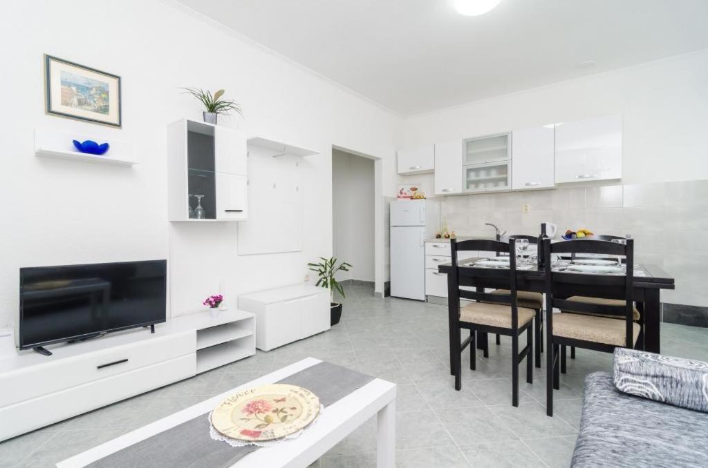 Apartments Grga دوبروفينك الغرفة الصورة