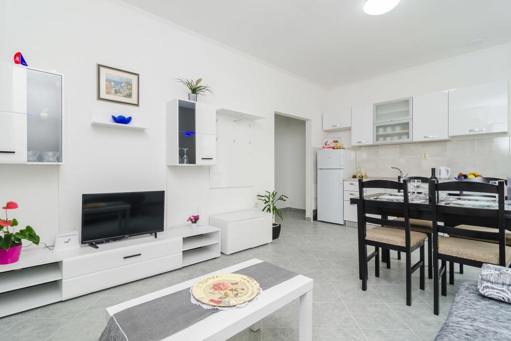 Apartments Grga دوبروفينك الغرفة الصورة