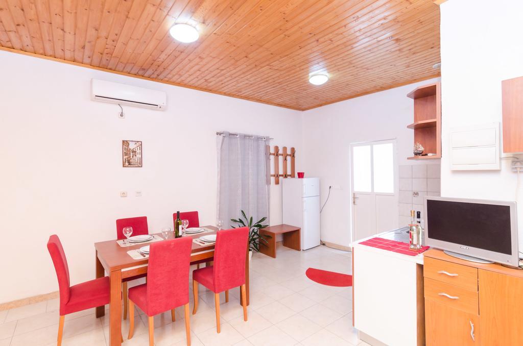 Apartments Grga دوبروفينك الغرفة الصورة