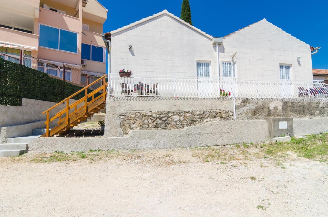 Apartments Grga دوبروفينك المظهر الخارجي الصورة